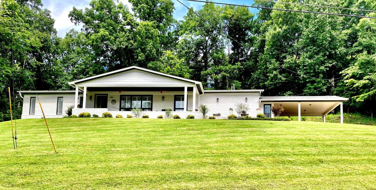 614 Woodland Drive - Photo 1