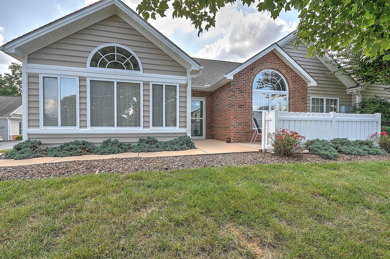 174 Avonlea Place - Photo 1
