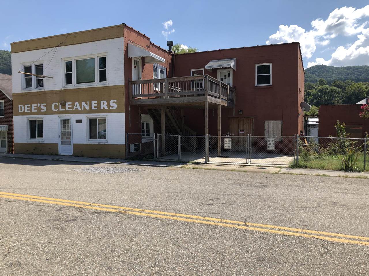 176 Tucker Street - Photo 1