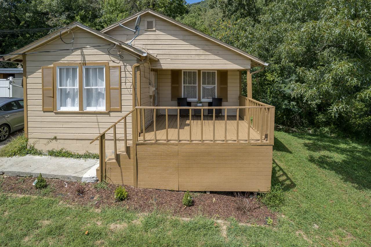 483 Dogwood Drive - Photo 1