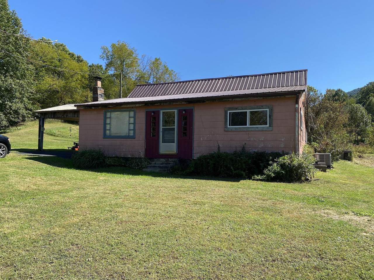 1595 River Road - Photo 1