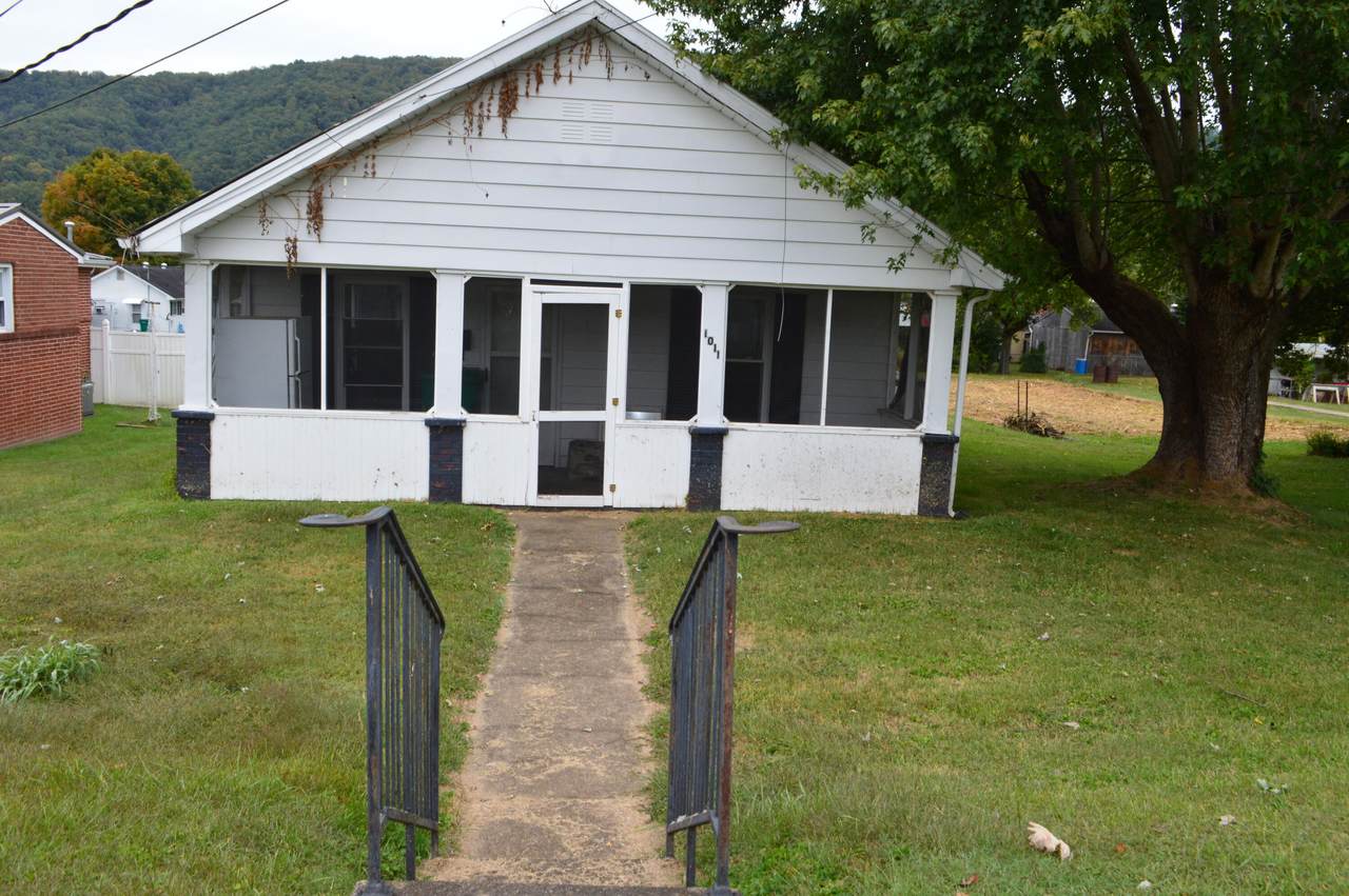 1011 Prince Avenue - Photo 1