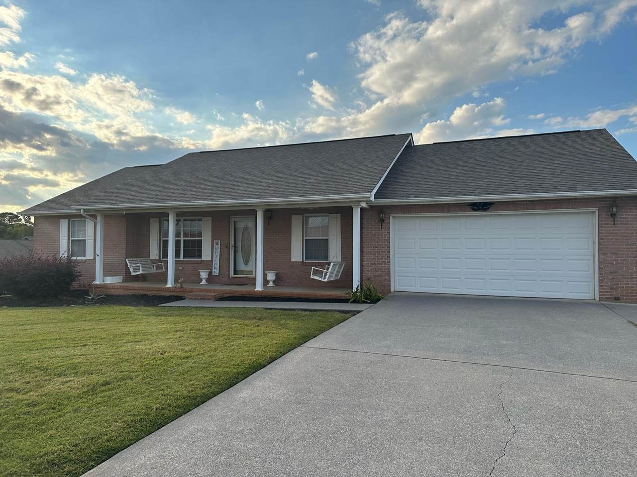 523 Emerts View Circle - Photo 1