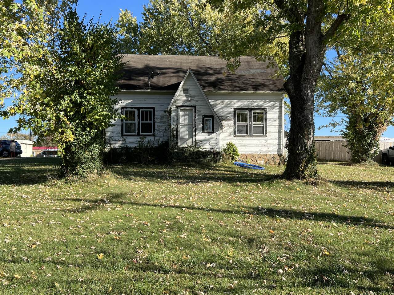 2225 Asheville Highway - Photo 1