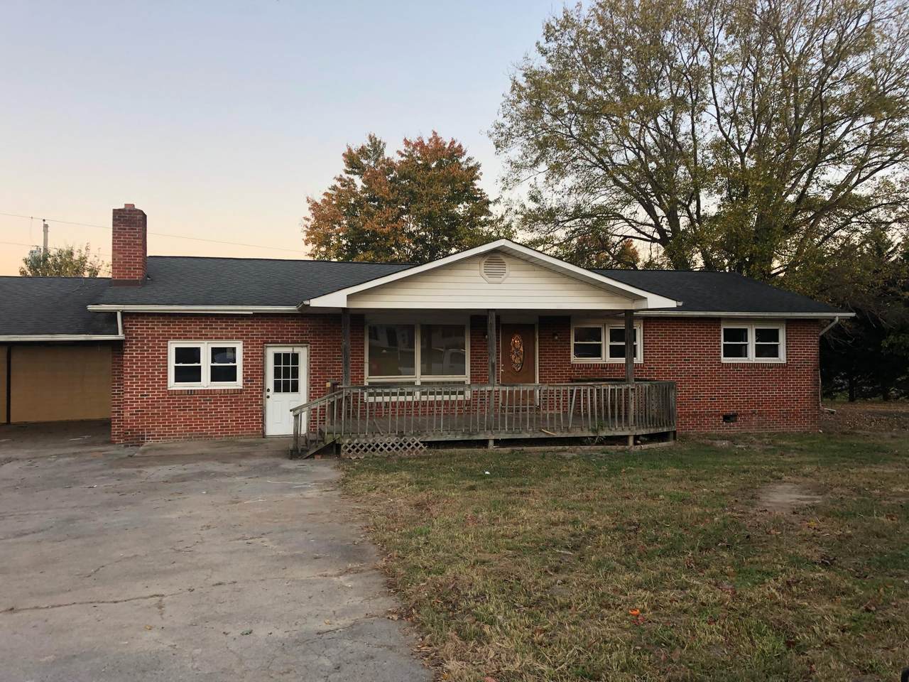 111 California Ave Avenue - Photo 1