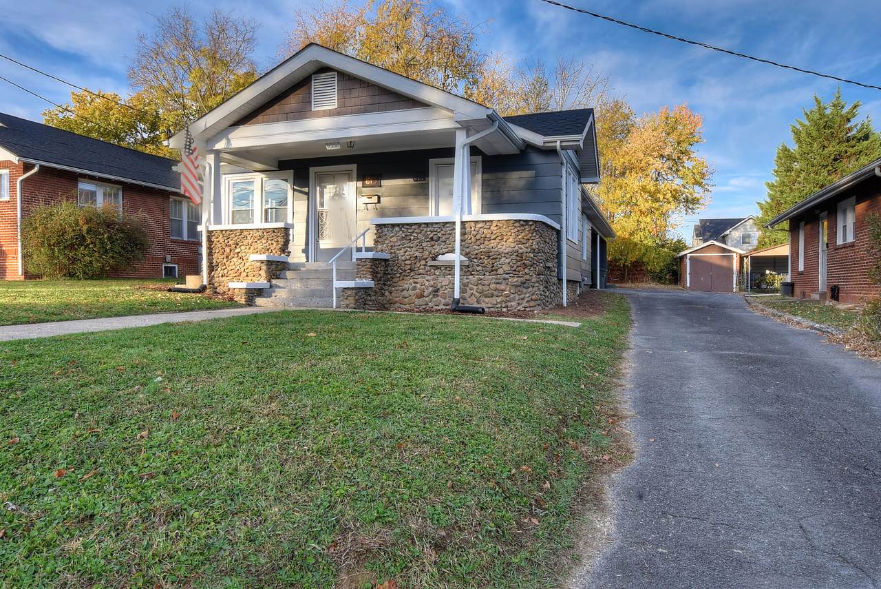 615 Lynn Avenue - Photo 1