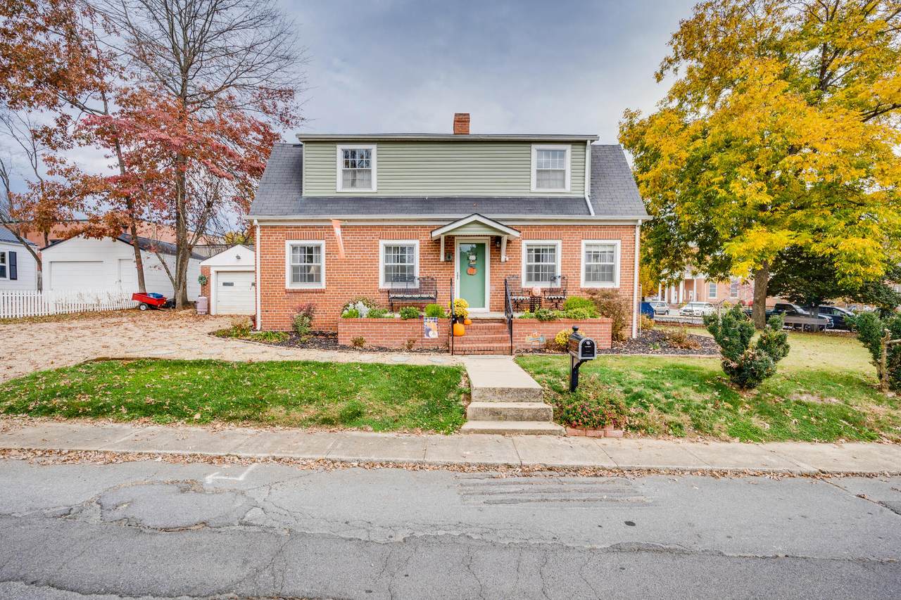 108 Rogers Street - Photo 1