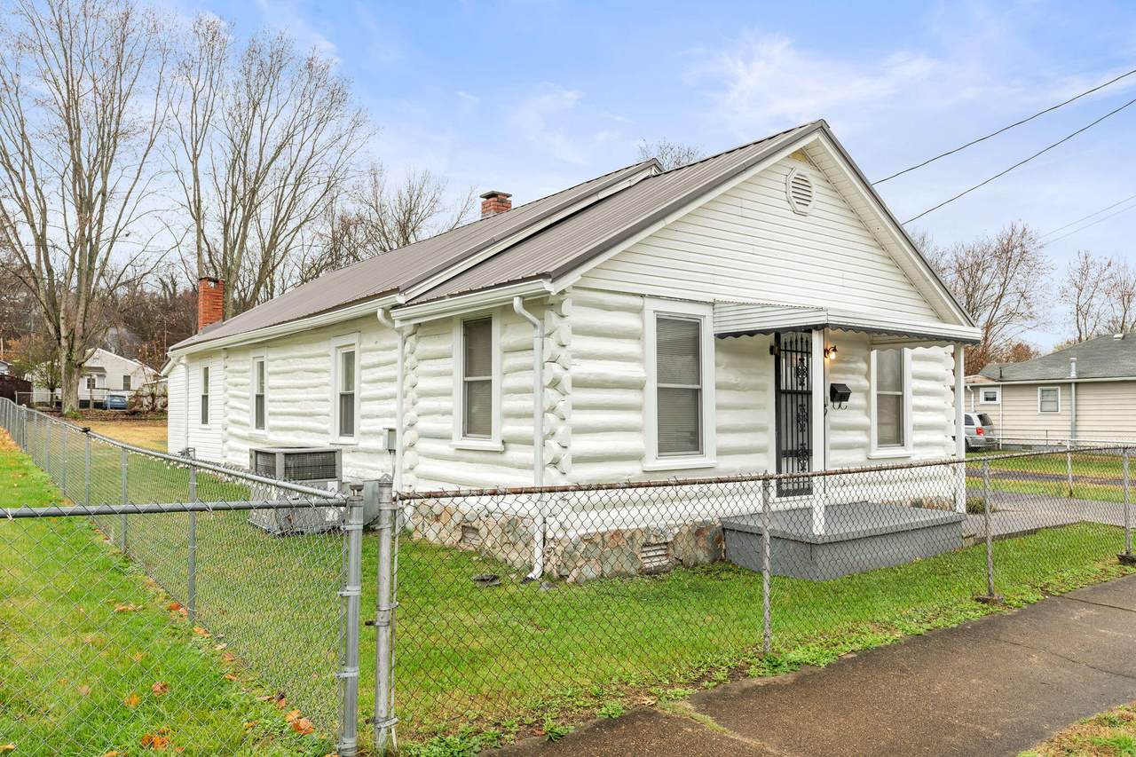 1041 Robertson Street - Photo 1
