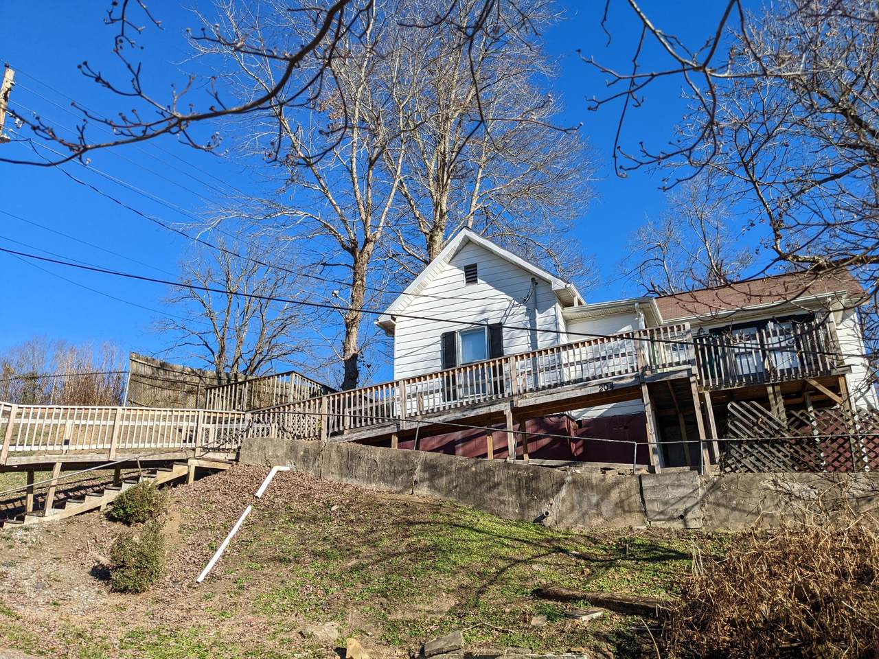 204 High Avenue - Photo 1