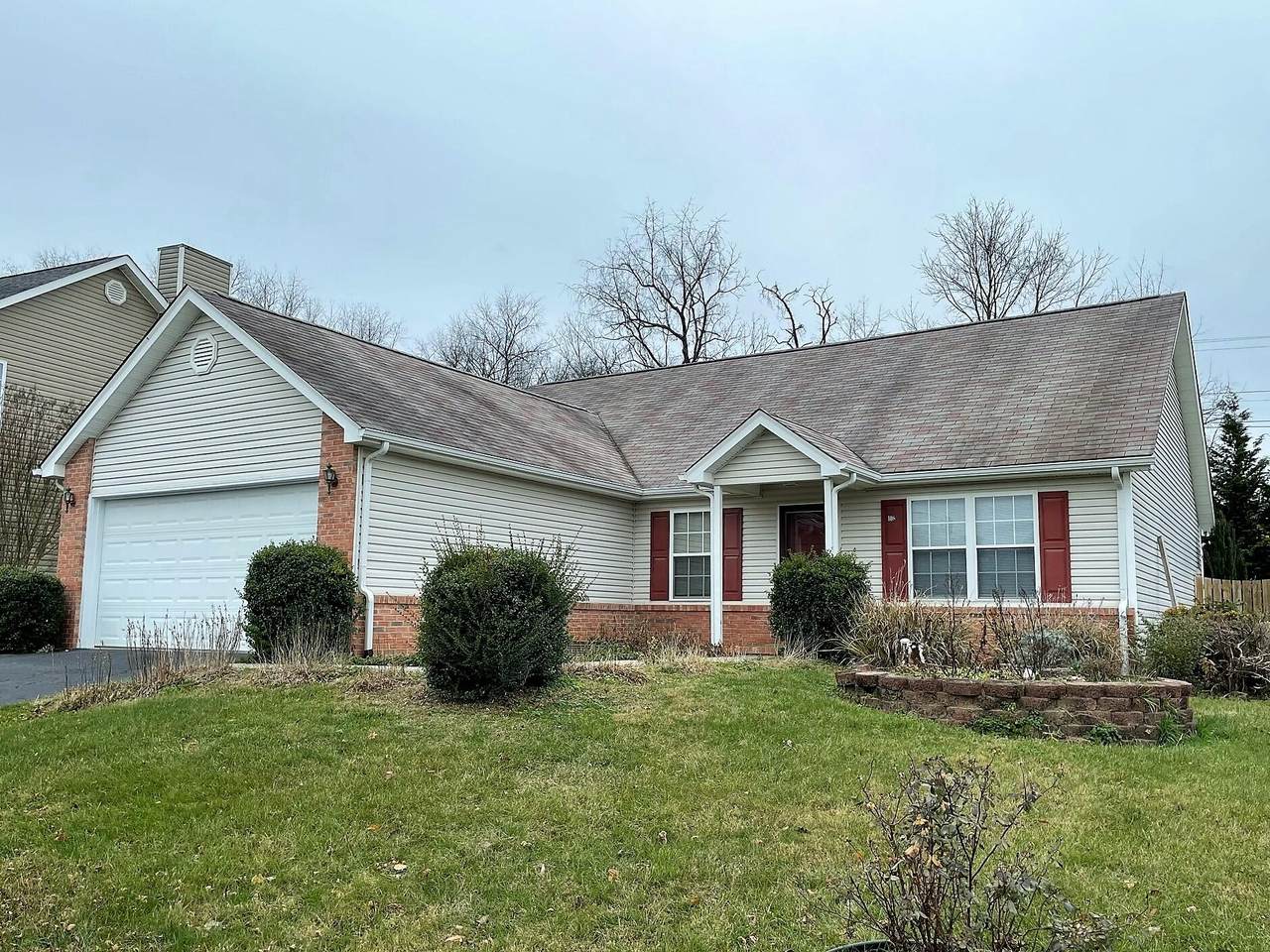 108 Leslie Court - Photo 1