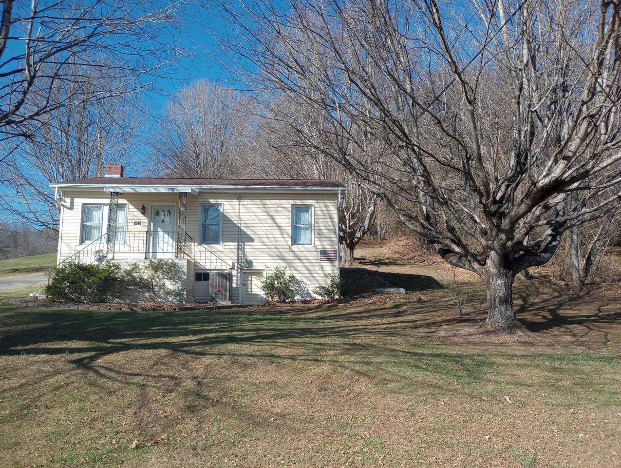 965 Jackson Street Street - Photo 1