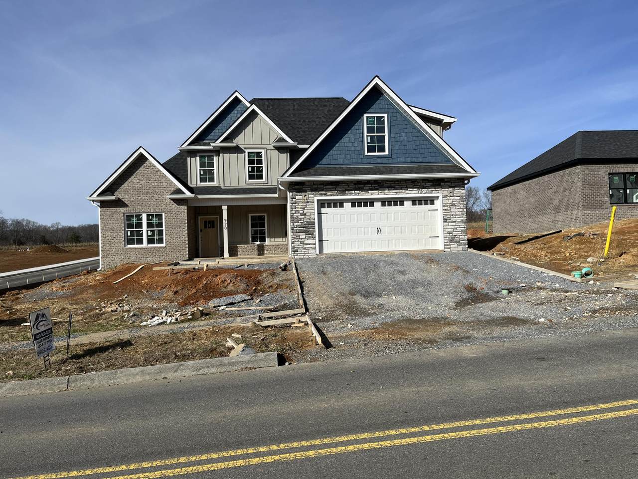 970 Shadyside Drive - Photo 1