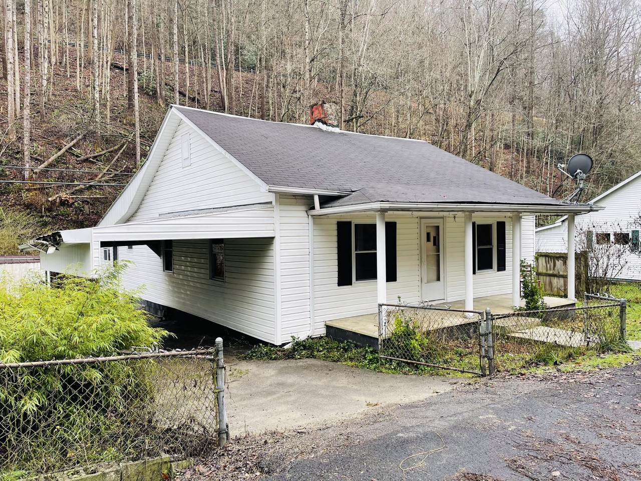 414 Lower Bear Wallow Road - Photo 1