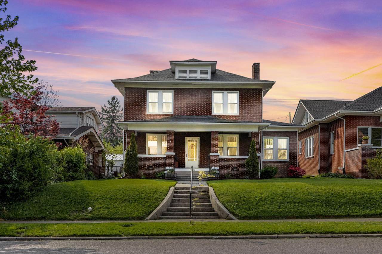 608 Unaka Avenue - Photo 1