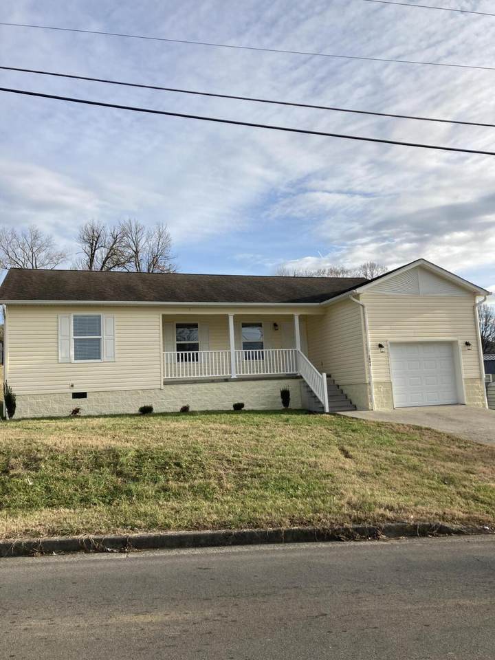 1006 Bluefield Avenue - Photo 1