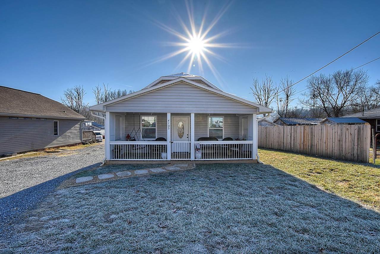 4105 Sullivan Gardens Drive - Photo 1