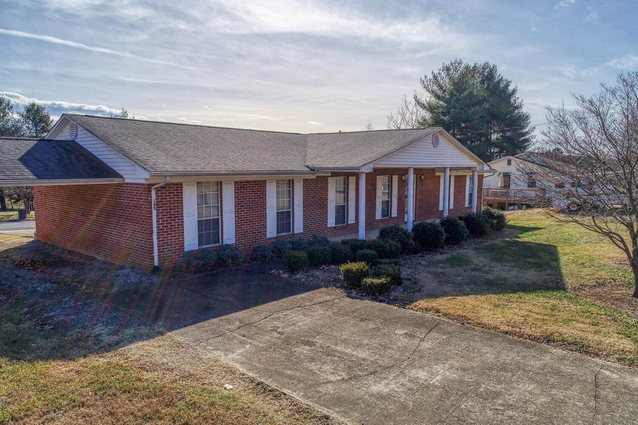 105 Willcrest Circle - Photo 1