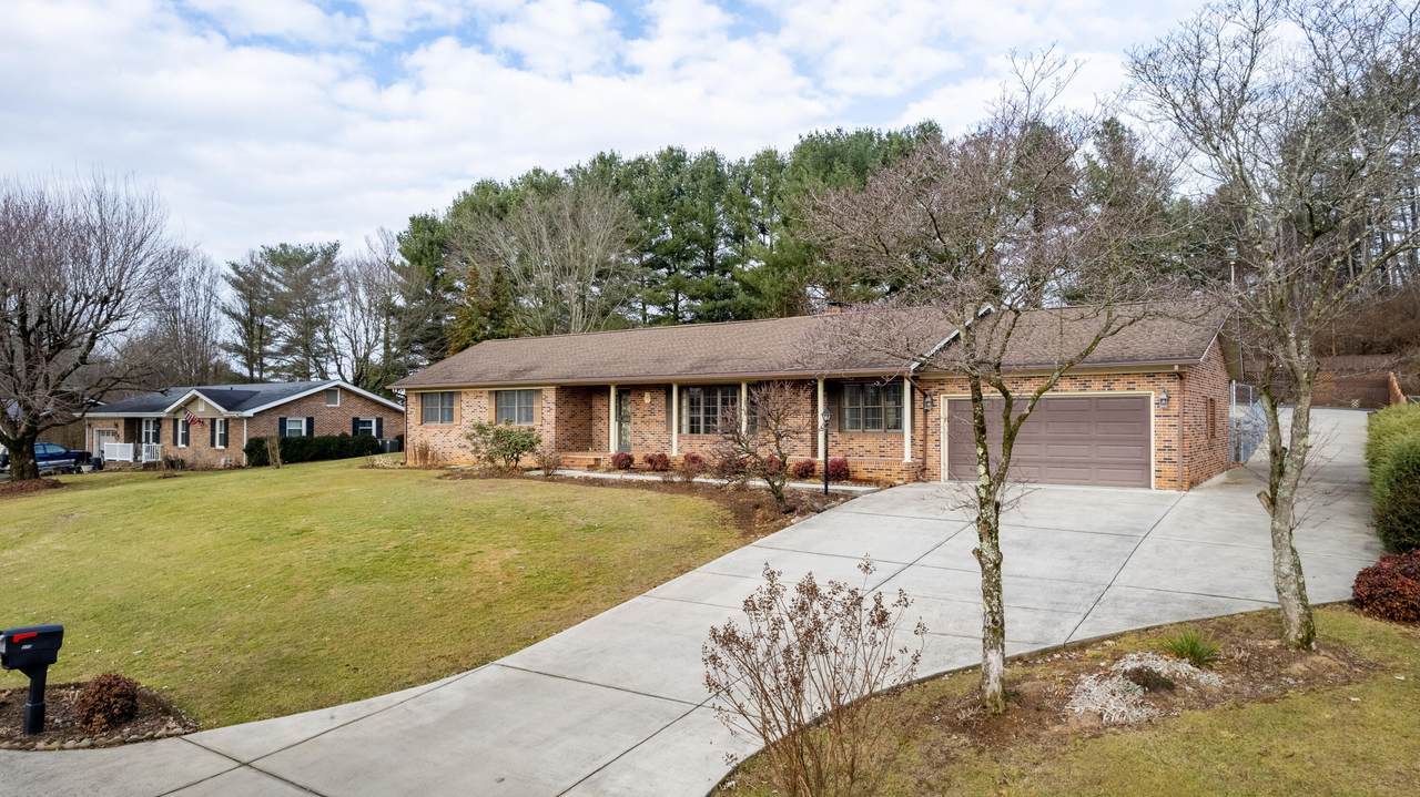173 Freedom Road Road - Photo 1