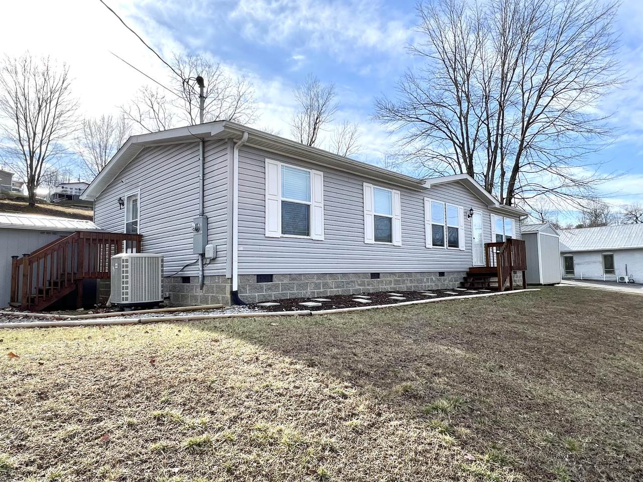 508 Central Street - Photo 1