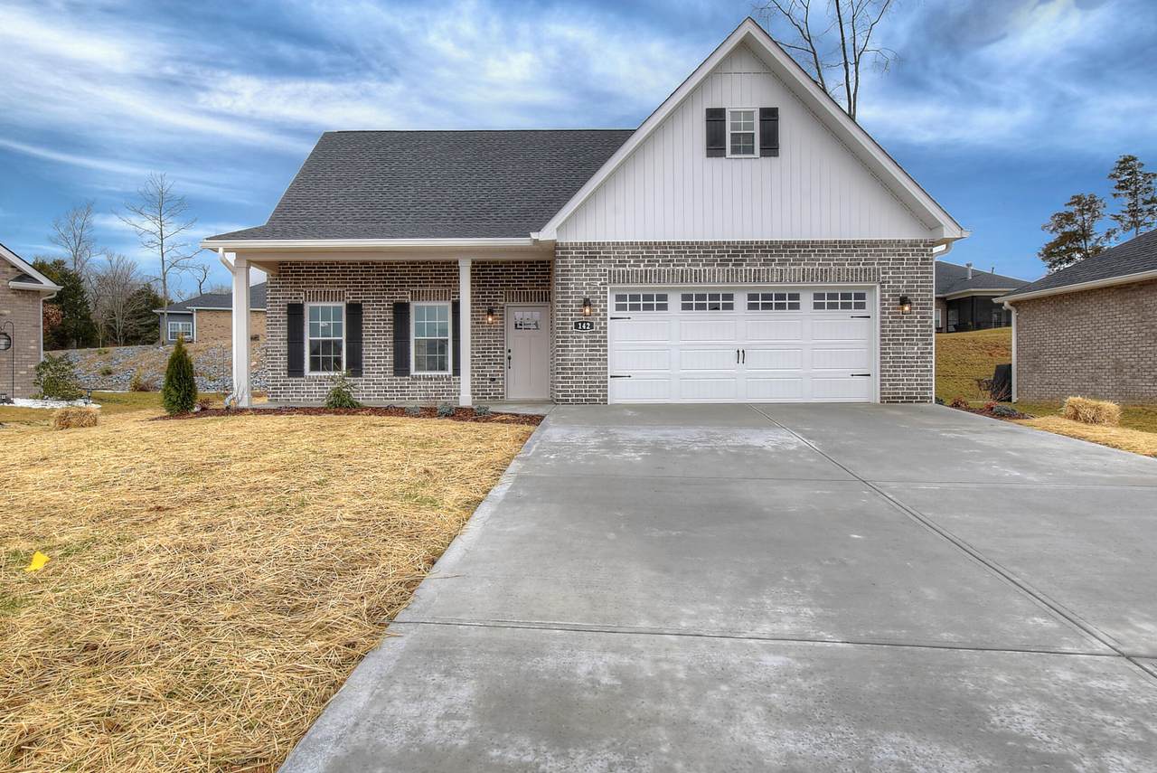 142 Mountain View Circle - Photo 1