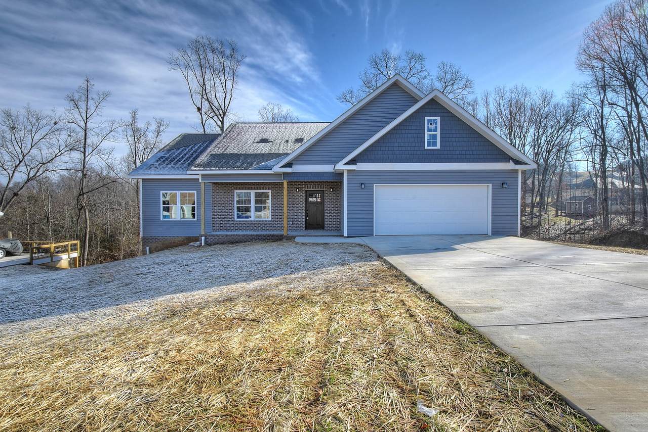 209 Holland View Drive - Photo 1