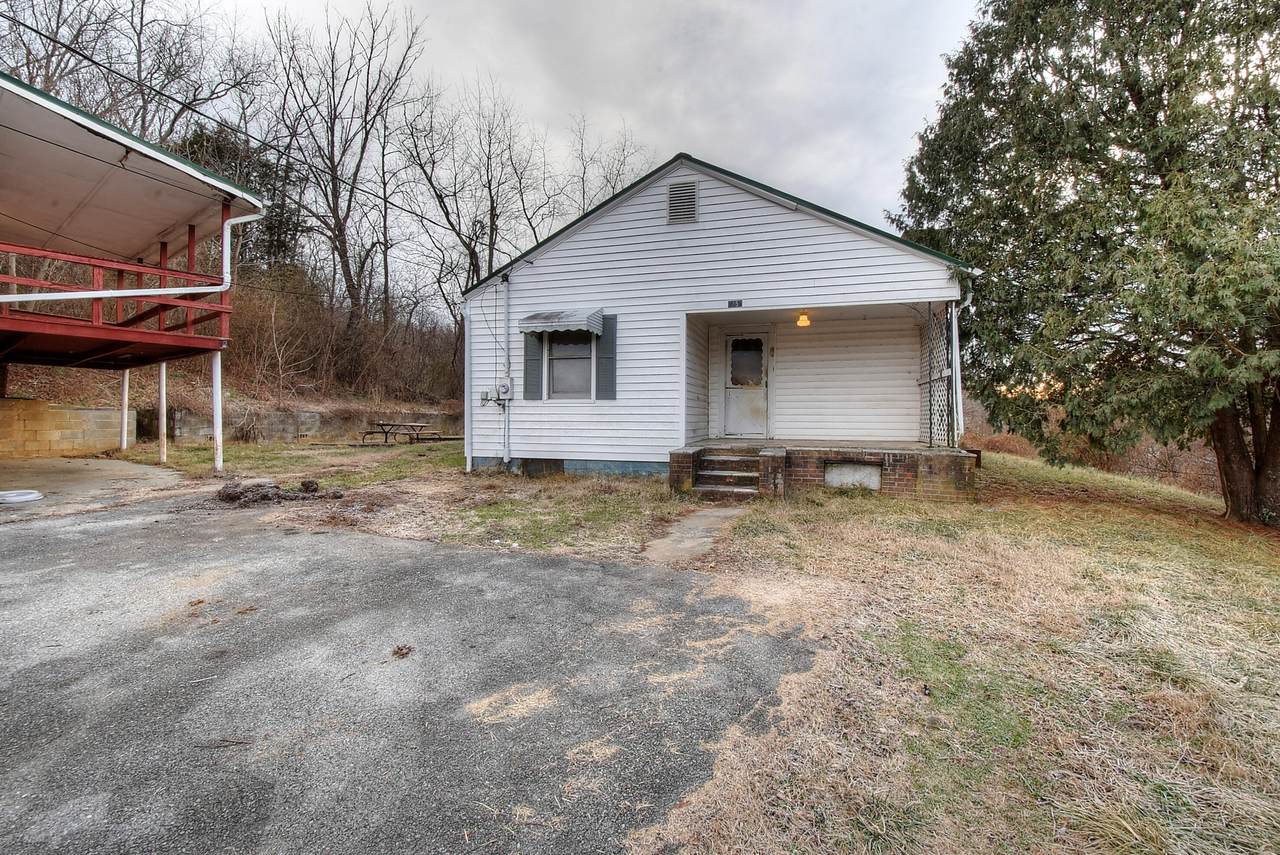 1358 Bristol Highway - Photo 1