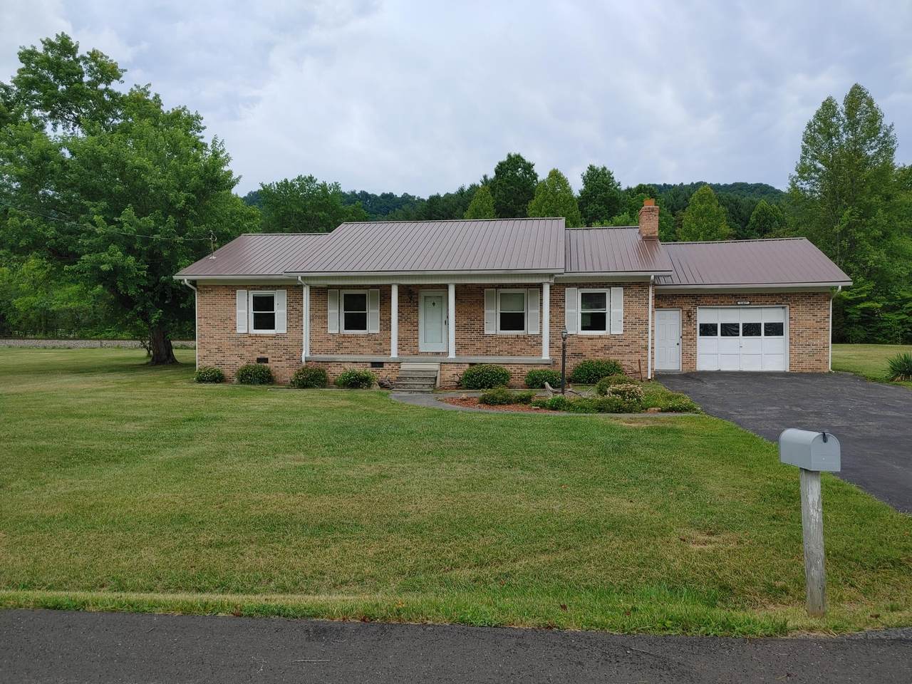 11417 Bedford Rd Road - Photo 1