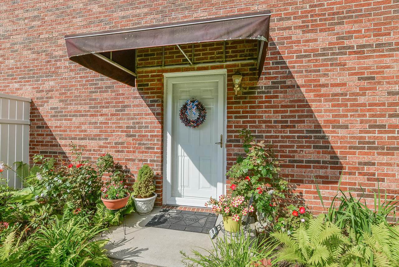 1321 Main Street - Photo 1