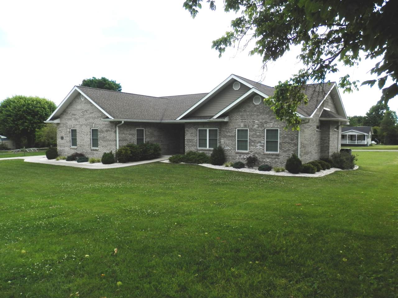 158 Gibson Street - Photo 1