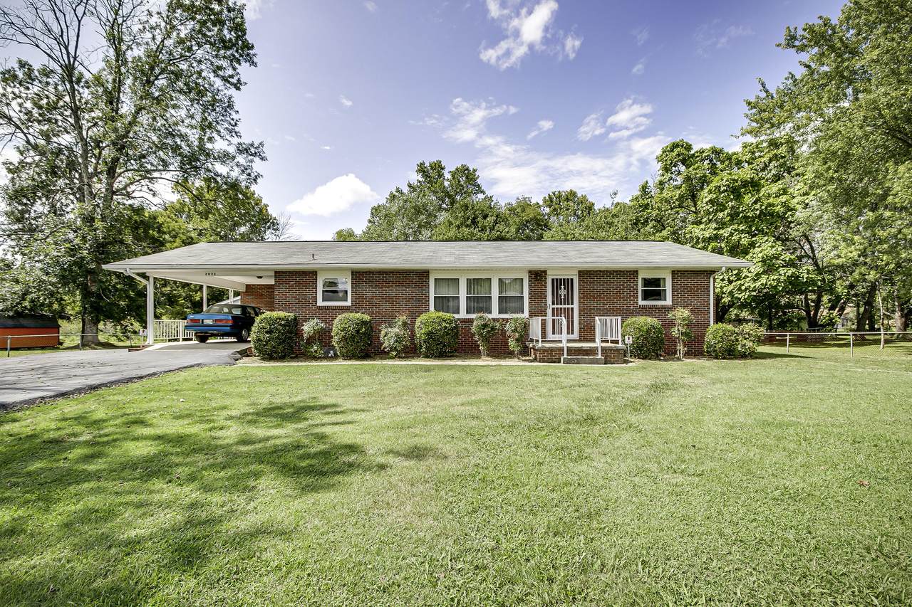2032 Diana Avenue - Photo 1