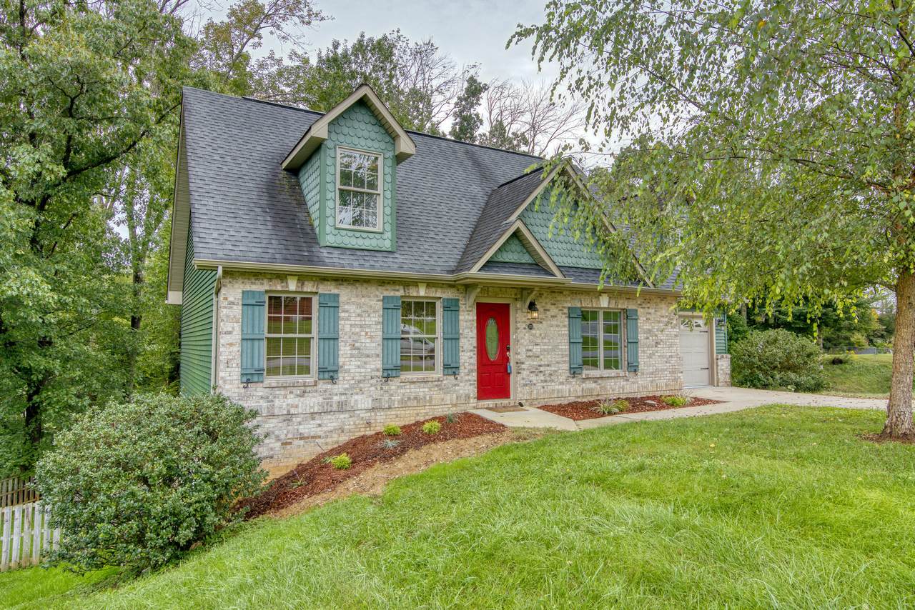 170 Greyland Drive - Photo 1