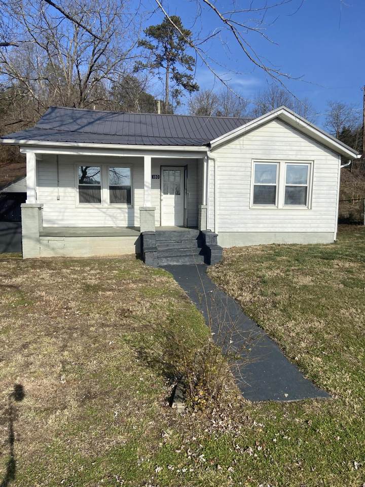 180 Railroad Avenue - Photo 1