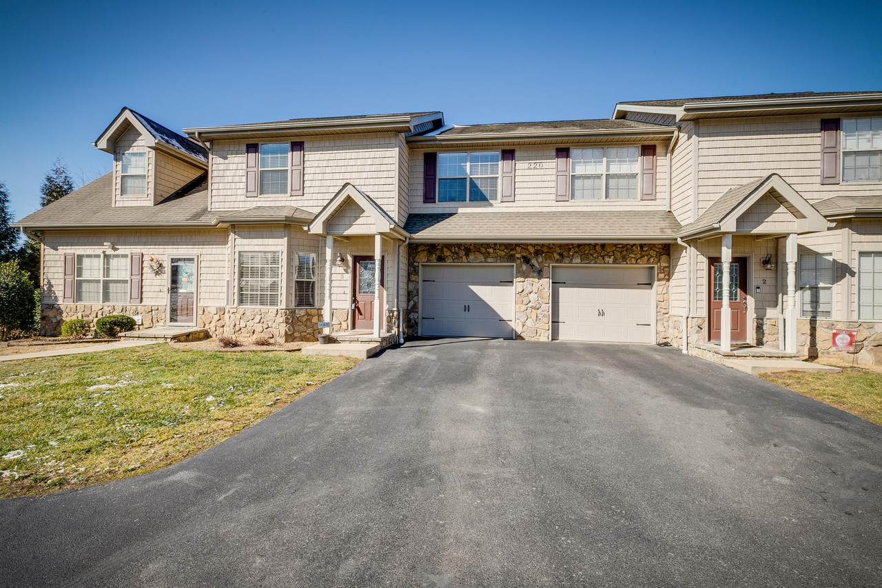 220 Cedar Creek Road - Photo 1