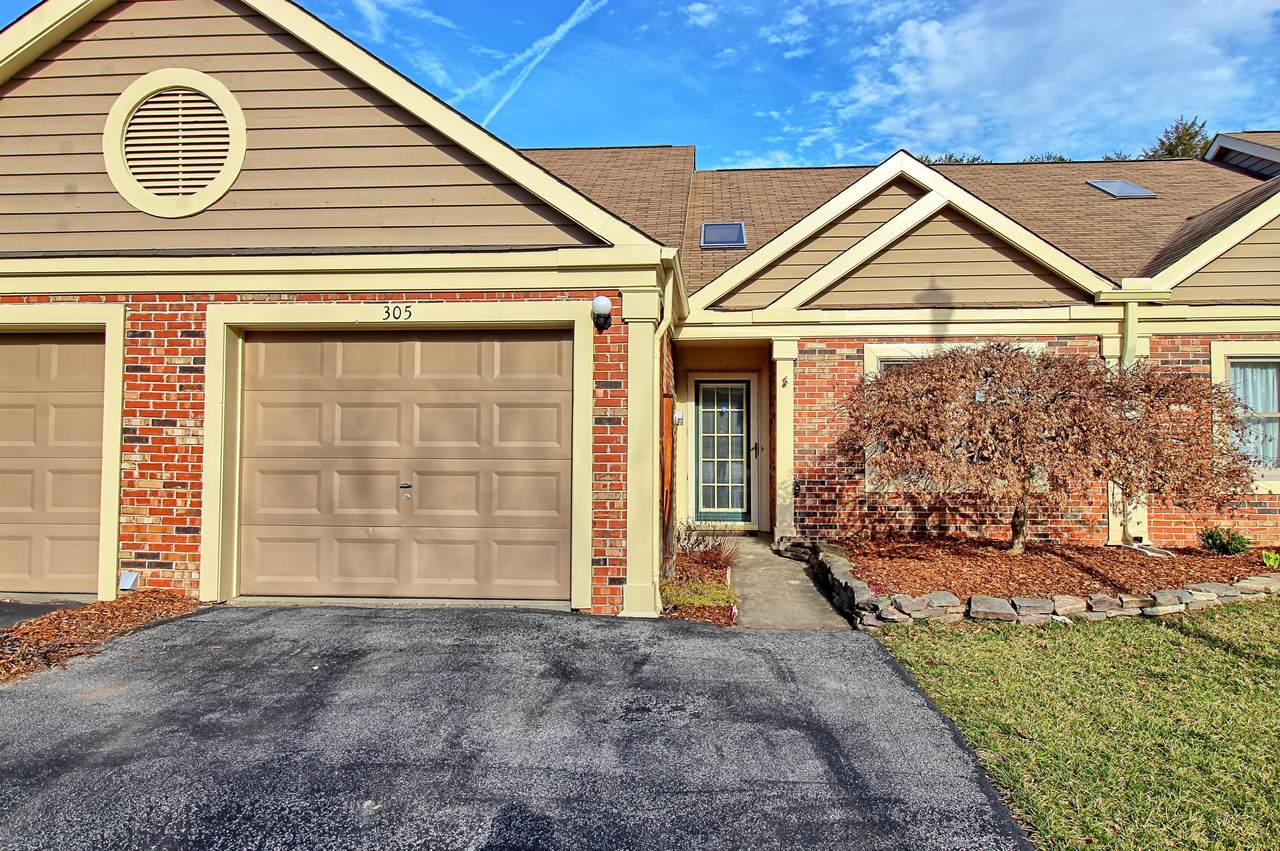 305 Arbor Terrace - Photo 1
