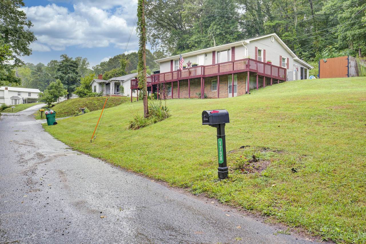 1738 Breeding Lane - Photo 1