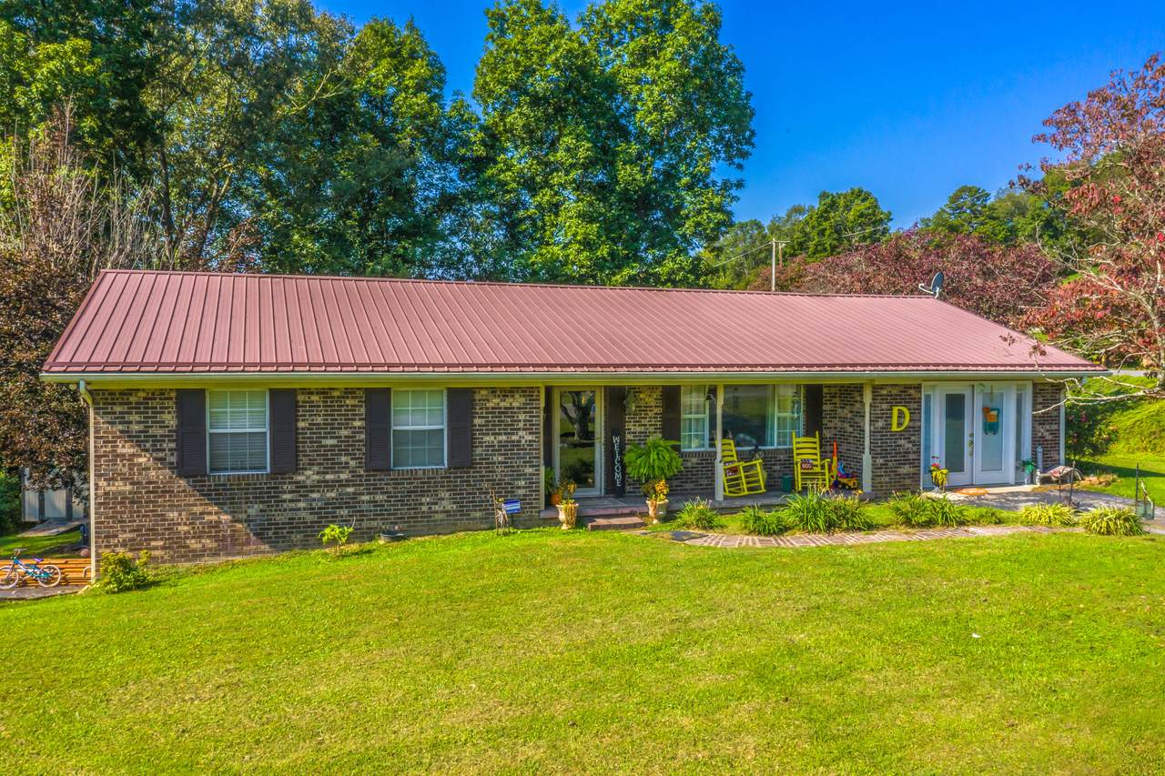 441 Grandview Drive - Photo 1