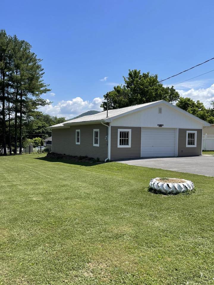 120 Tyler Street - Photo 1
