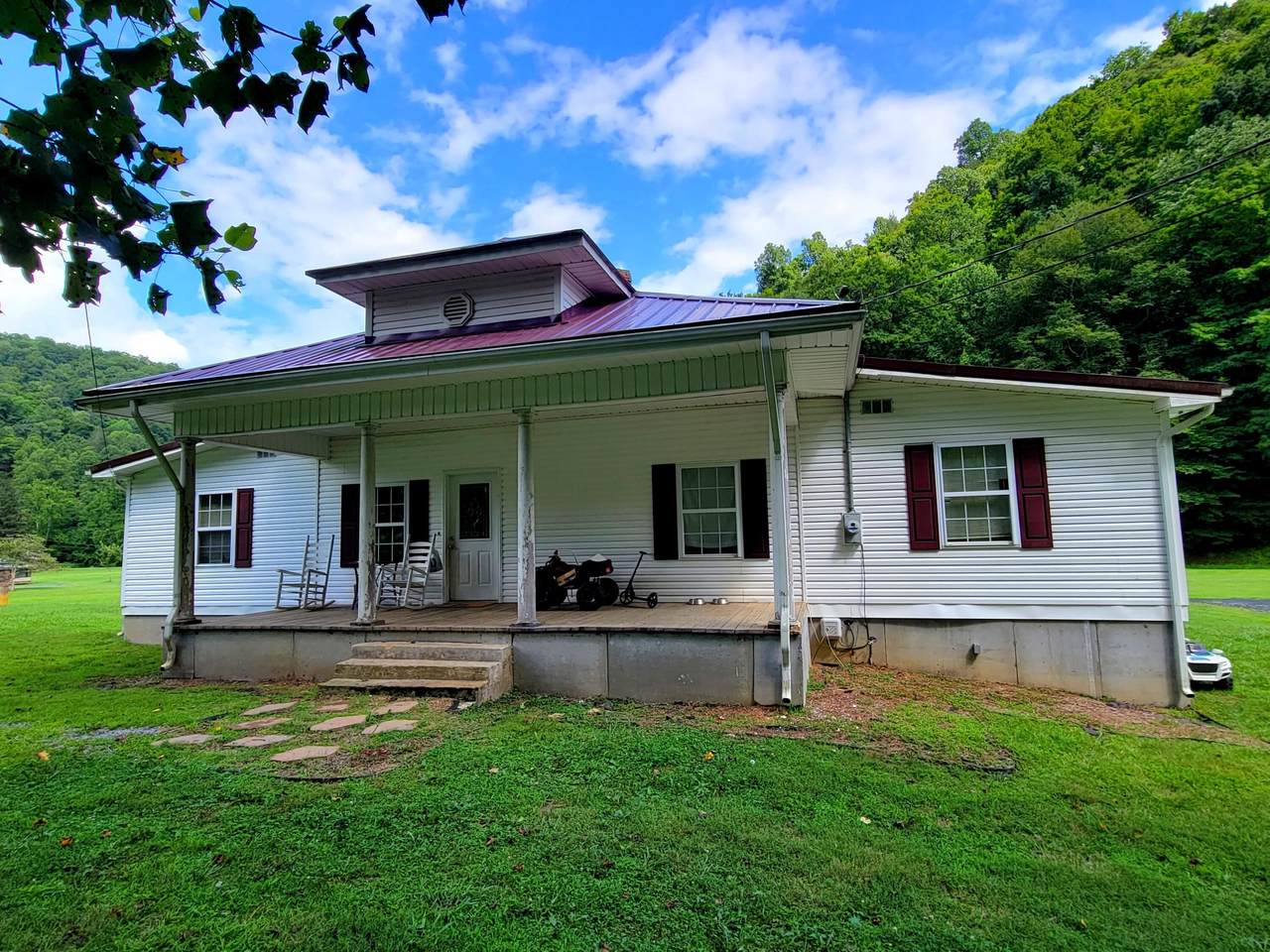 8310 Chetwood Road - Photo 1