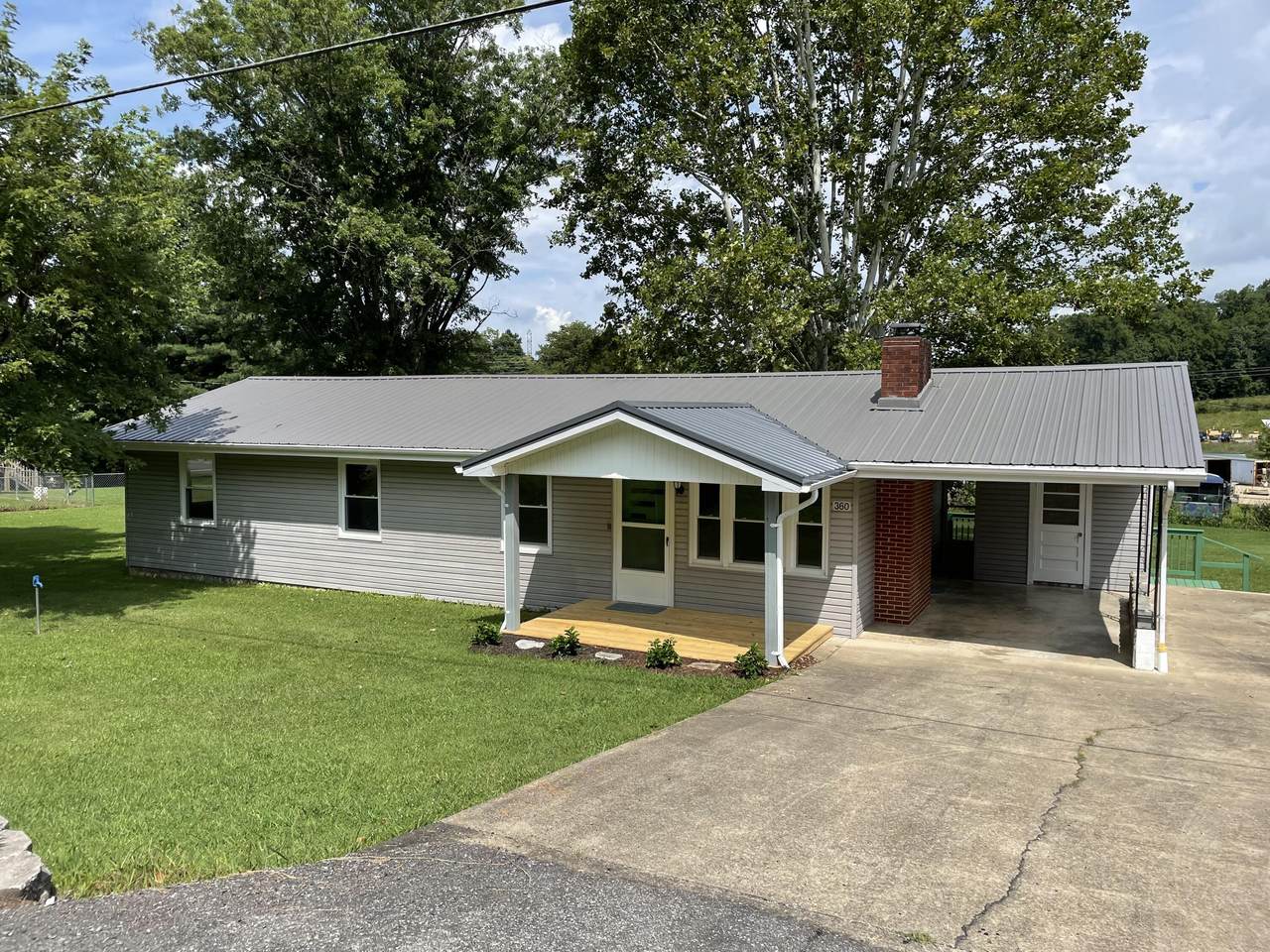360 Ealey Road - Photo 1