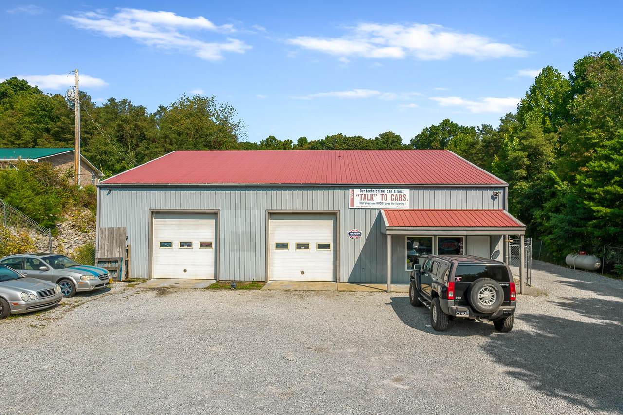 1135 Kiser Boulevard - Photo 1