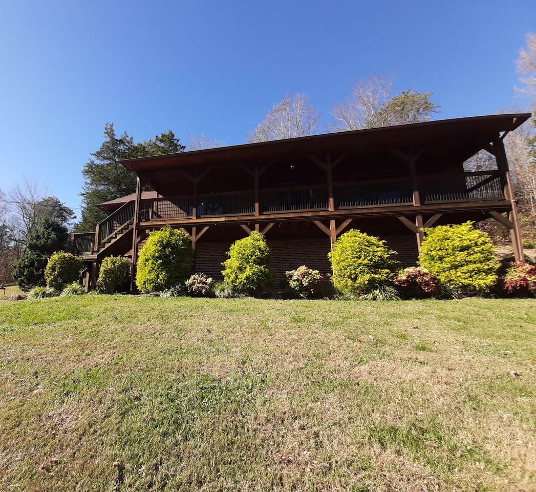 225 Lake Forest Road - Photo 1