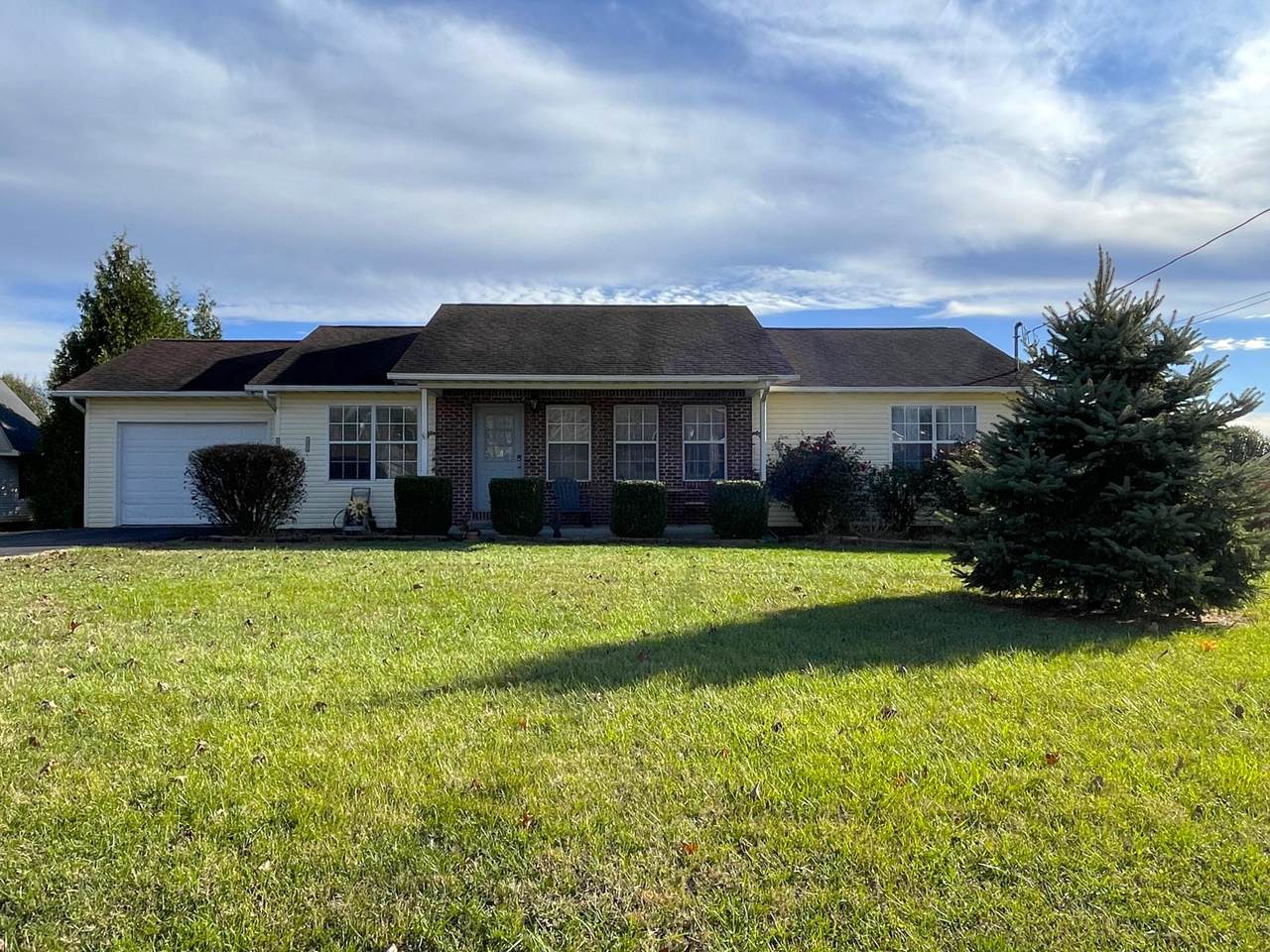 360 St Edward Drive - Photo 1