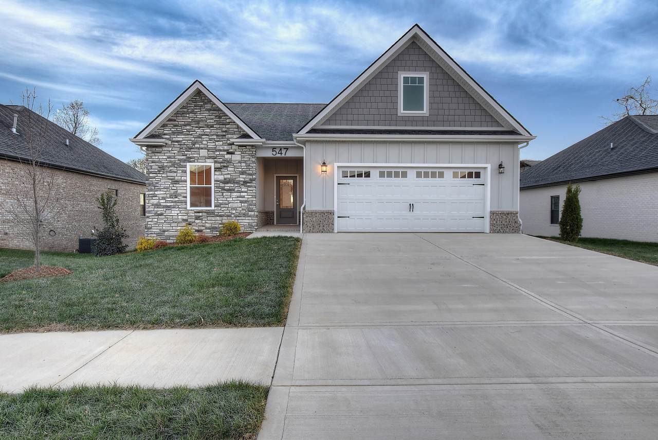 547 Gardenia Drive - Photo 1
