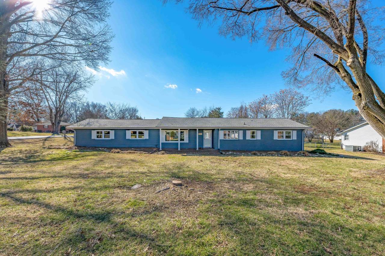 1909 Forest View Drive - Photo 1