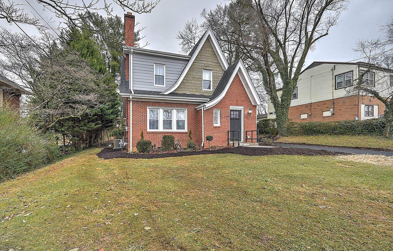 715 Taylor Street - Photo 1