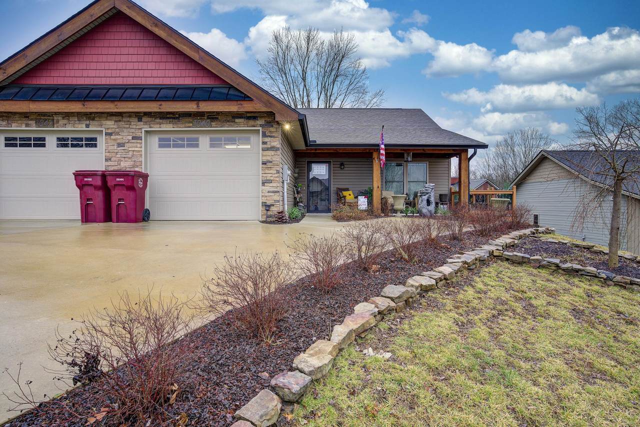 1040 Traders Walk - Photo 1