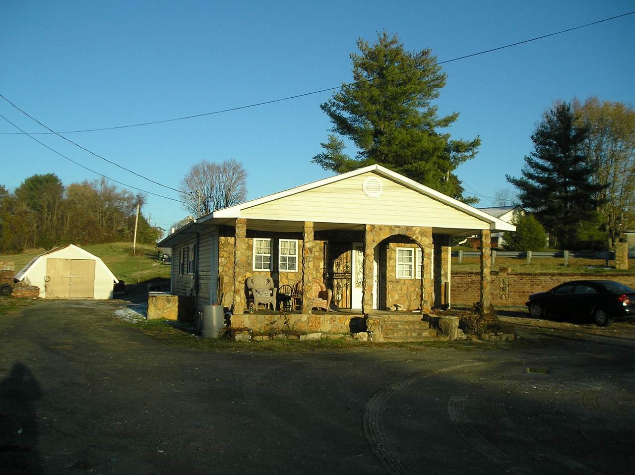 176 Allison Road - Photo 1