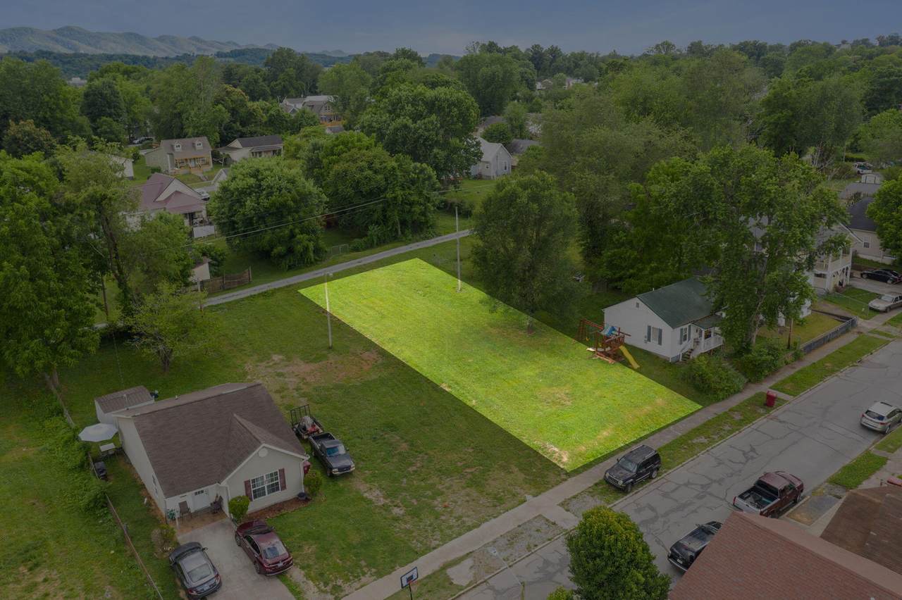 419 Wilson Avenue - Photo 1