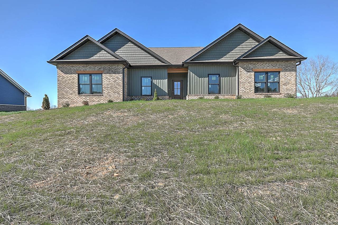 260 Green Lawn Avenue - Photo 1