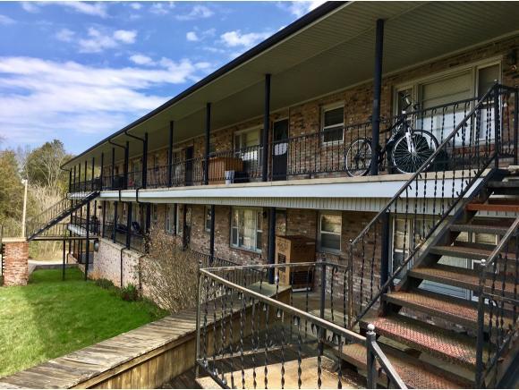 121 Carter - Photo 1